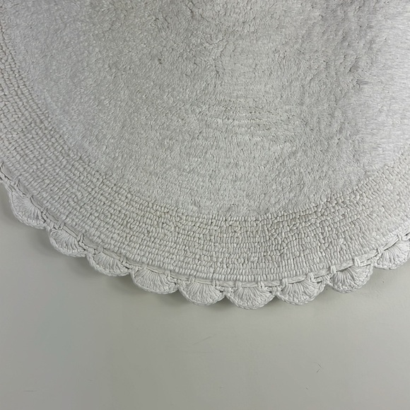 Shabby Chic Crochet Bath Mat Rug 100% Cotton White 26" Round Reversible NEW - Picture 2 of 8